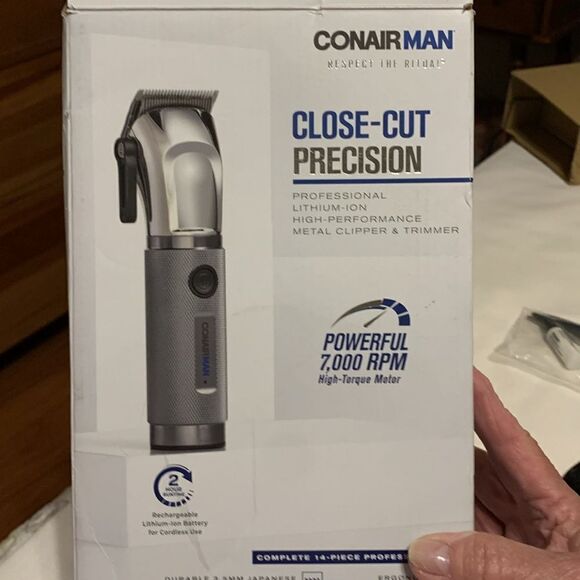 ConairMan close cut precision cordless hair clipper & trimmer set. - Picture 2 of 8